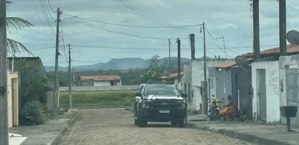 Polícia Civil cumpre mandado de prisão contra mulher de 50 anos em Vera Cru
