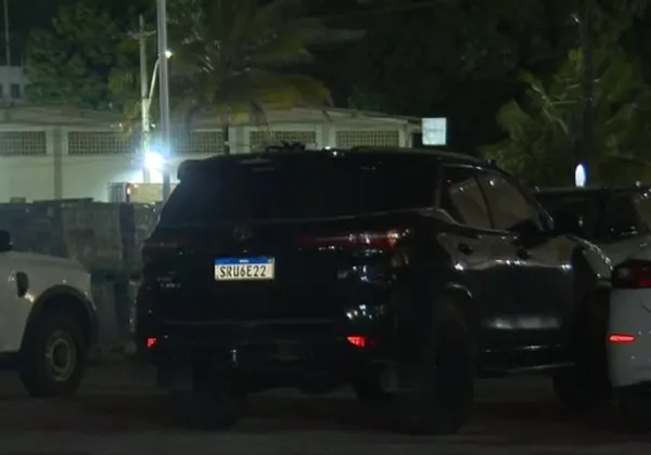 Carro usado por Binho Galinha em fuga é encontrado em Feira de Santana