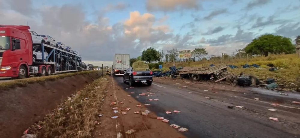 Grave acidente na BR-116 Sul deixa dois mortos nesta quinta-feira (2)
