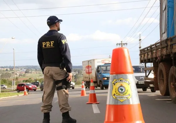 Grave acidente deixa quatro mortos e feridos na BR-349
