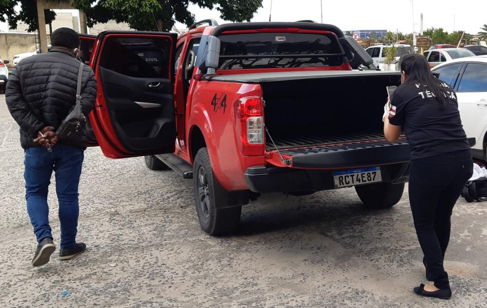 Manchas de sangue encontradas em carro pertencente ao ex marido de Gabriela