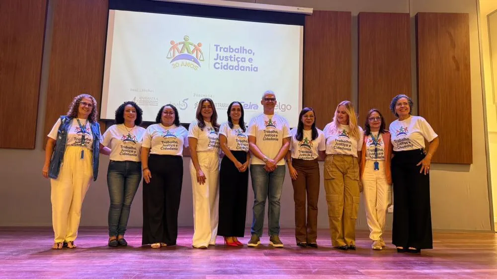 Culminância do programa “Trabalho, Justiça e Cidadania” reúne autoridades do Judiciário e estudantes na Secretaria de Educação