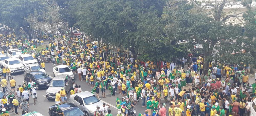 Bolsonaro ataca Alexandre de Moraes e diz que não cumprirá mais decisões do ministro do STF