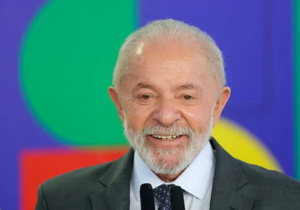 Lula lidera todos os cenários para 2026, indica nova pesquisa