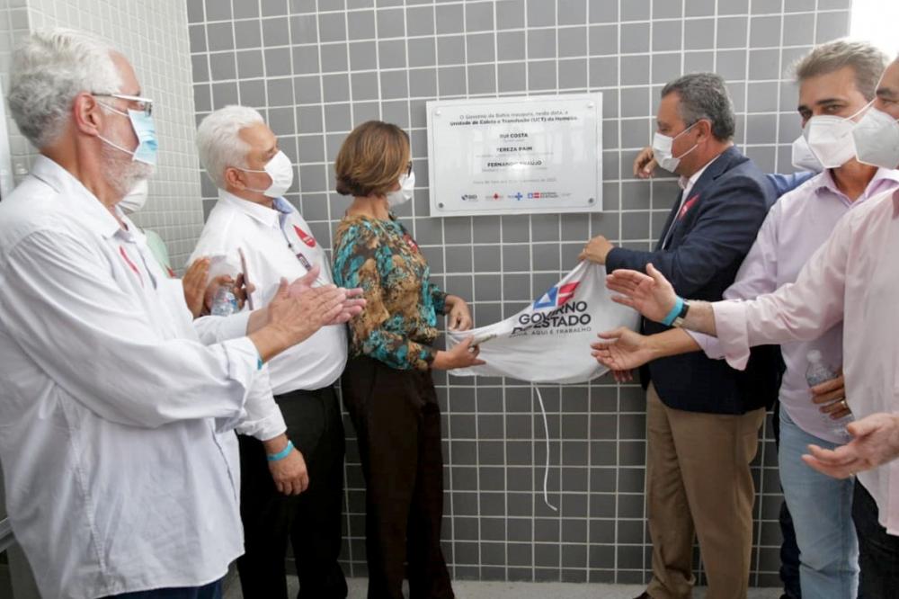 Rui inaugura Hemoba e anúncia ampliação do Hospital Clériston