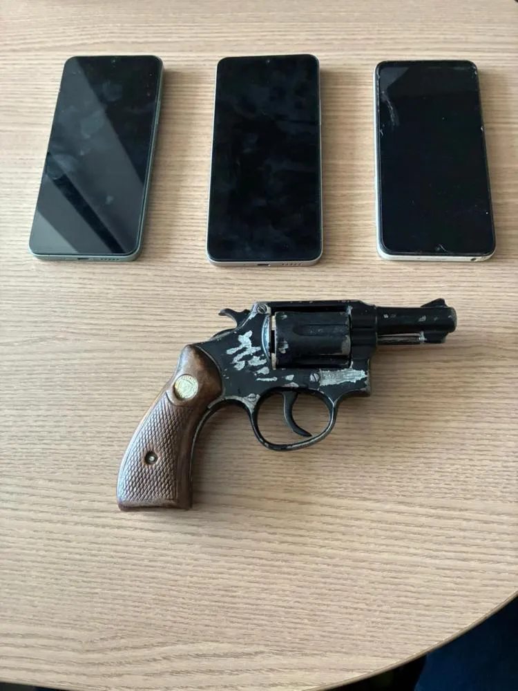 Polícia Federal desvenda esquema de tráfico internacional de drogas no Porto de Salvador