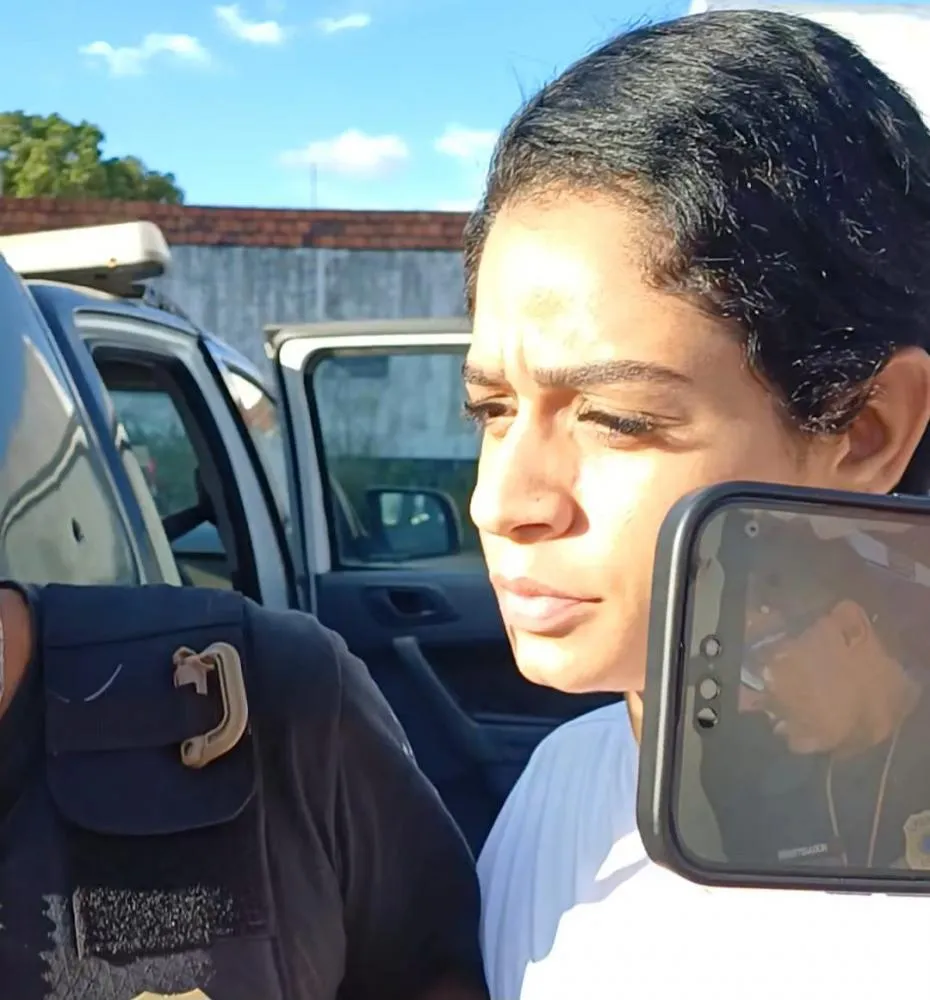 Suspeita de matar empresário em Feira de Santana é presa após quase 10 meses foragida