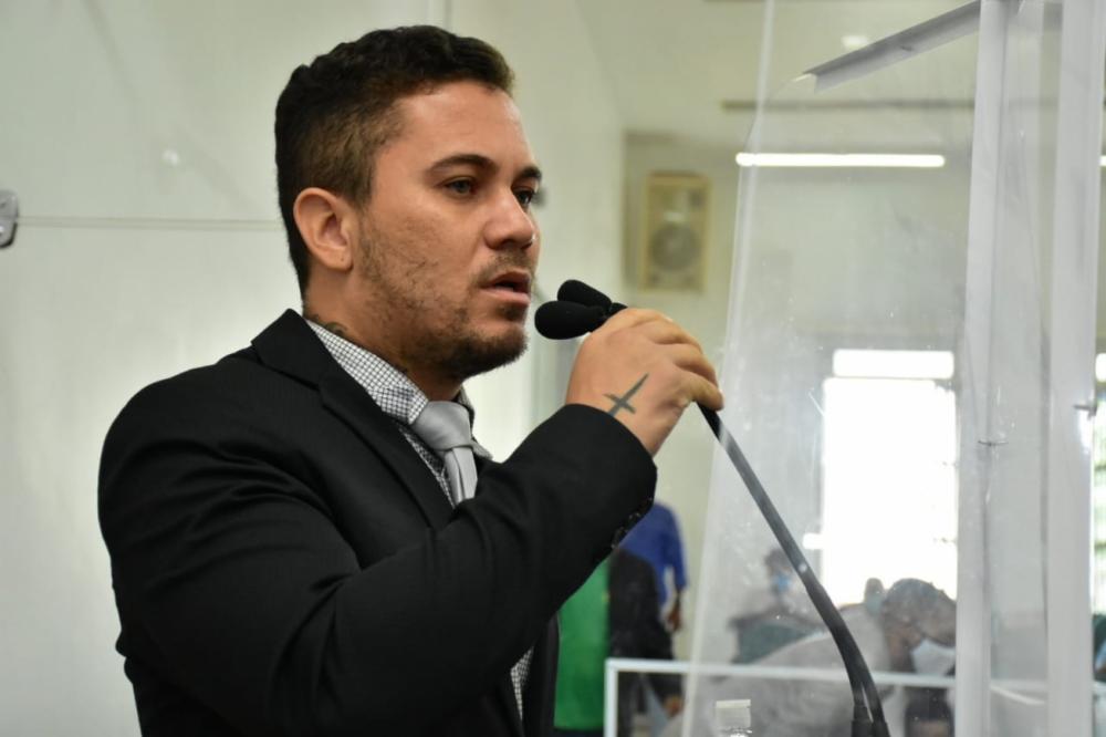 UEFS não pode ceder espaço para retorno do Novo Horizonte afirma Galeguinho