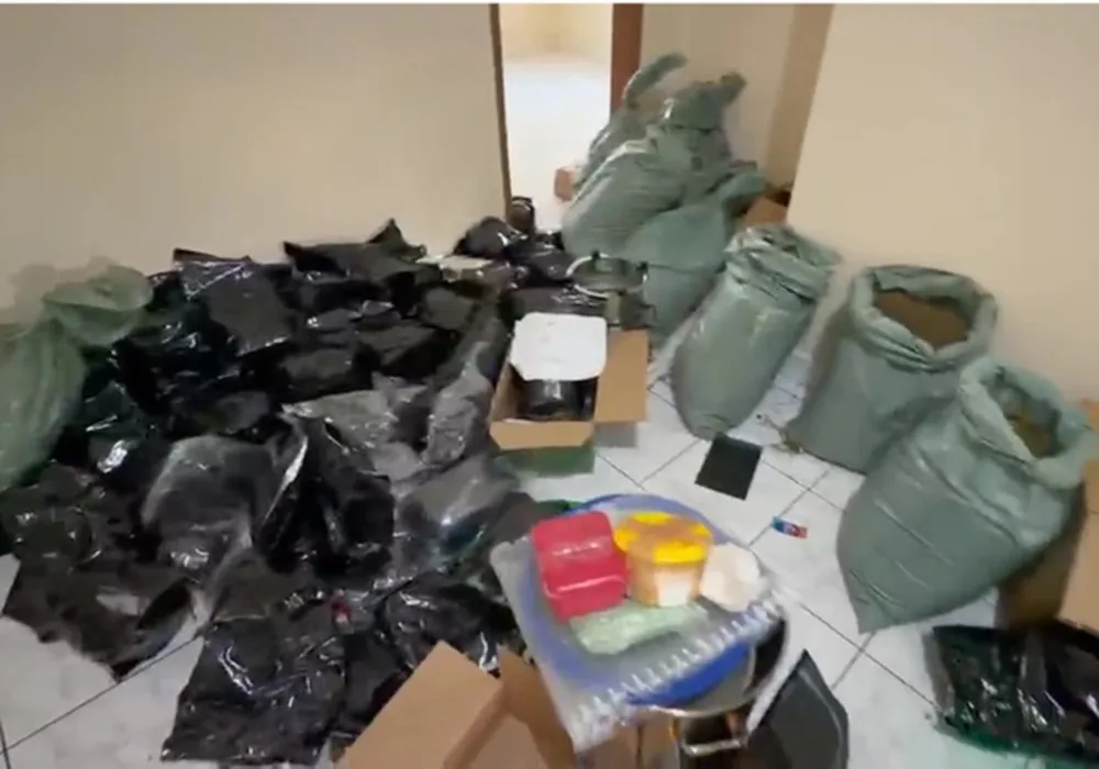 Polícia desarticula laboratório com meia tonelada de drogas na Bahia