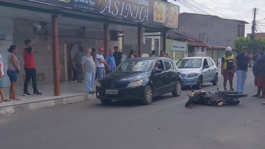 Comerciário assassinado após receber ligação no celular