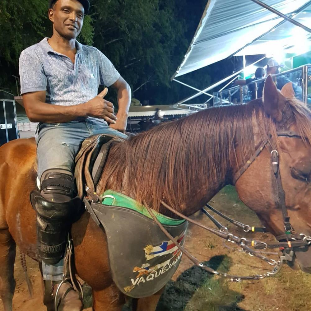 Campeão de vaquejadas é assassinado durante assalto no Jardim Cruzeiro