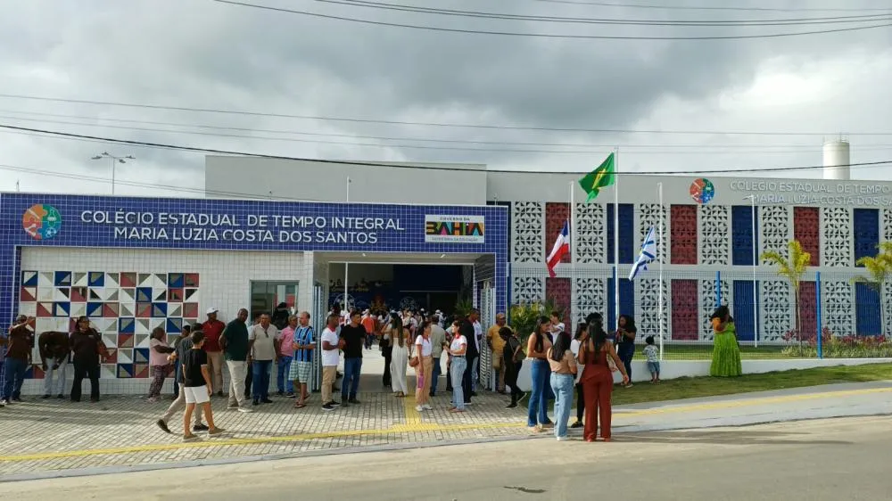 Governo da Bahia amplia rede de escolas em tempo integral e defende reestruturação do ensino estadual