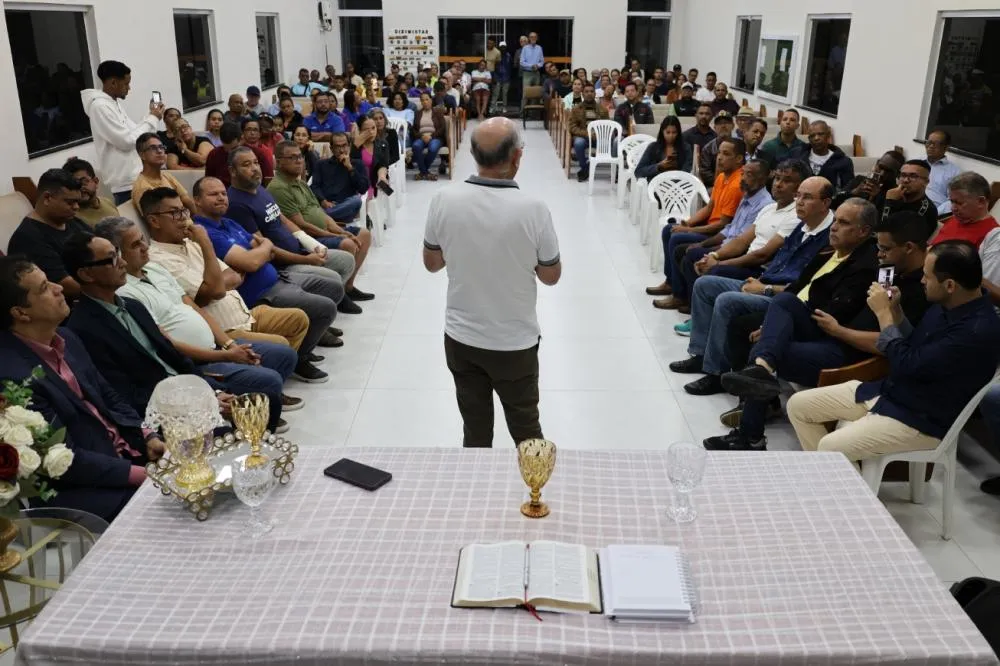 Reunião com moradores debate soluções para drenagem no Panorama