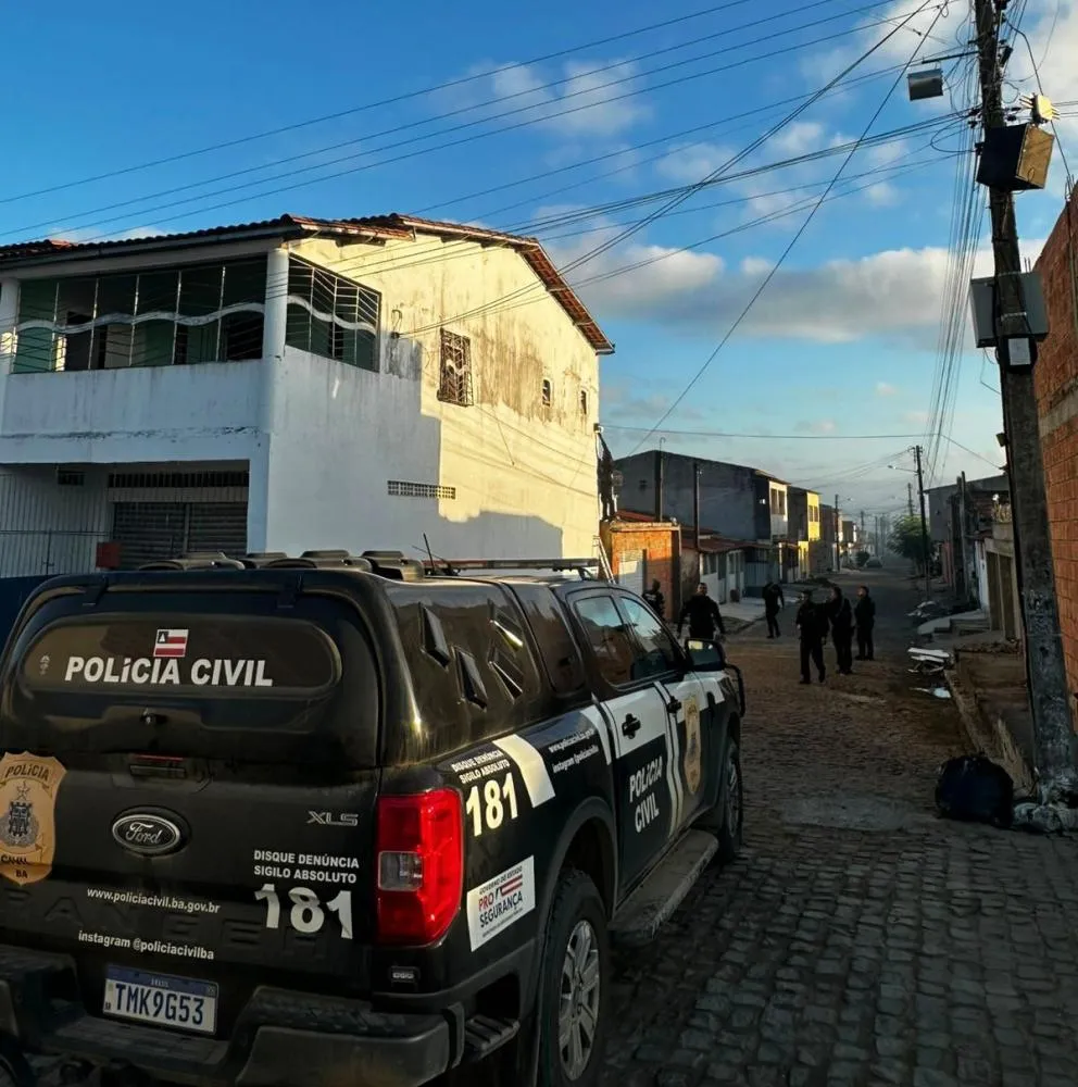 Operação Portal do Sertão apreende armas, drogas e veículos em Santa Bárbara