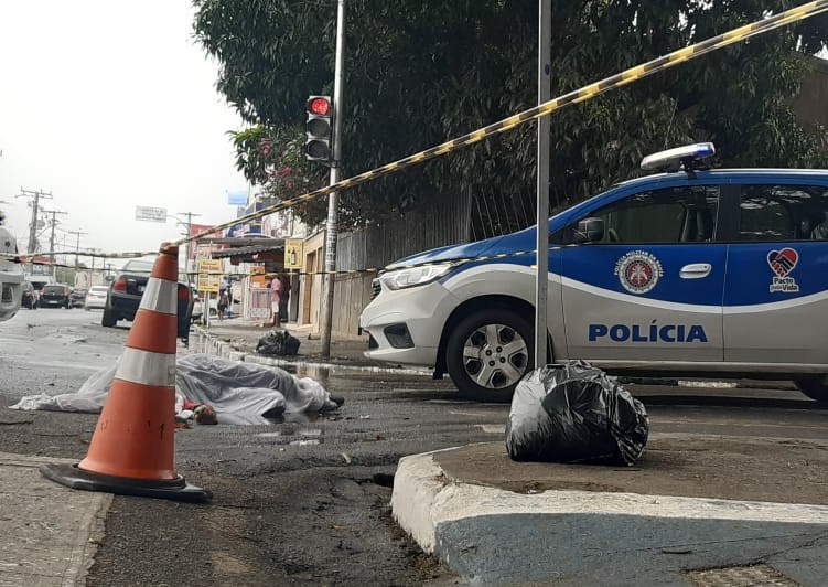 Mototaxista clandestino é assassinado na praça da Kalilândia