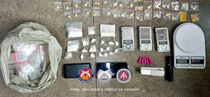 Operação da PM resulta na apreensão de ecstasy e cocaína em distrito de Feira