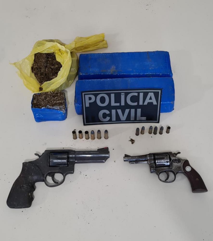 Bandidos morrem em confronto com a polícia em investigação de roubo de motocicletas