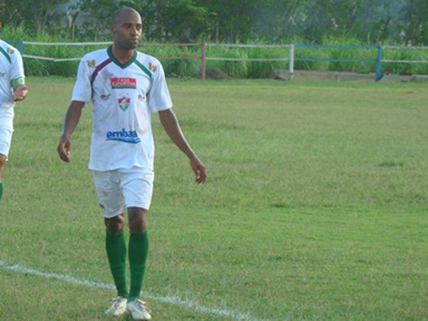 Ex jogador do Fluminense de Feira preso com 4 kg de cocaína