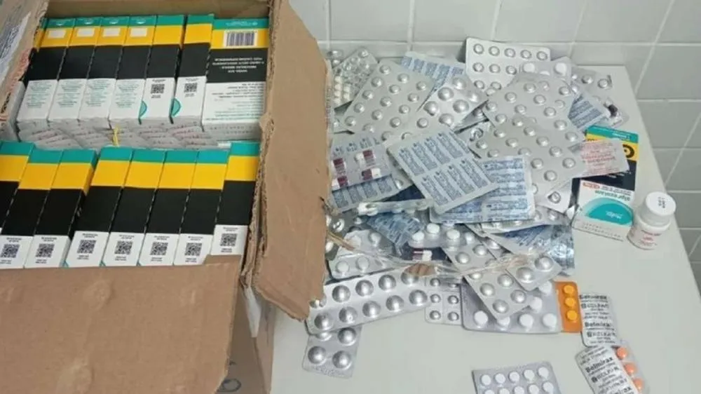 Motorista é preso com remédios proibidos e arma de choque na Bahia