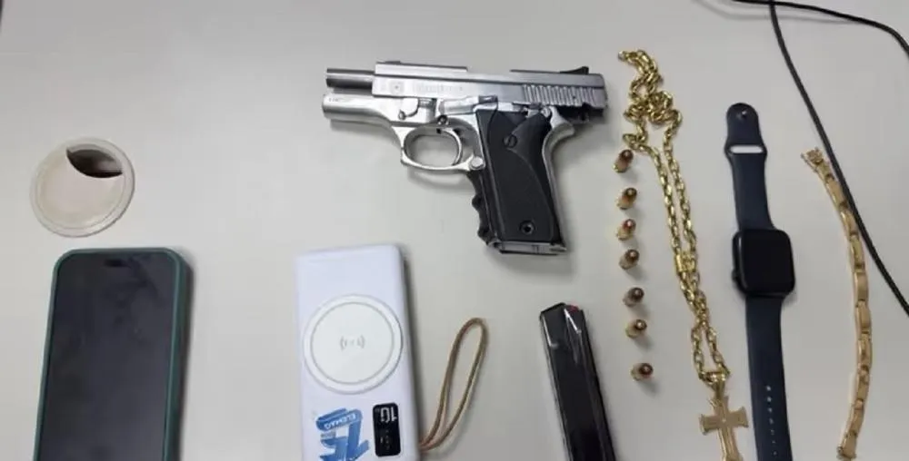 Operação Paredão apreende pistola e equipamento de som em Feira de Santana