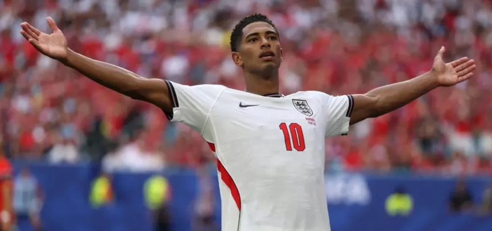 Inglaterra goleia França em jogo de 10 gols e conquista o terceiro lugar da Copa do Mundo