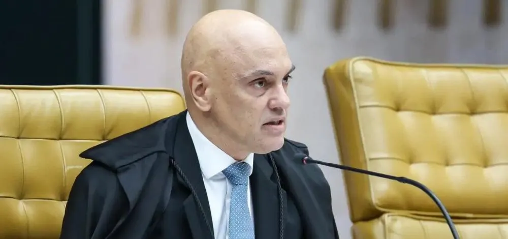 Moraes dá 48 horas para Bolsonaro explicar vídeo com IA exibido em convenção do PL