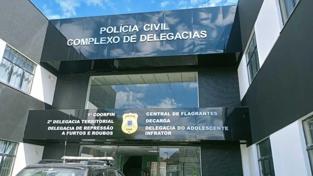 Feirense é procurada pela polícia suspeita de tráfico de drogas em Salvador