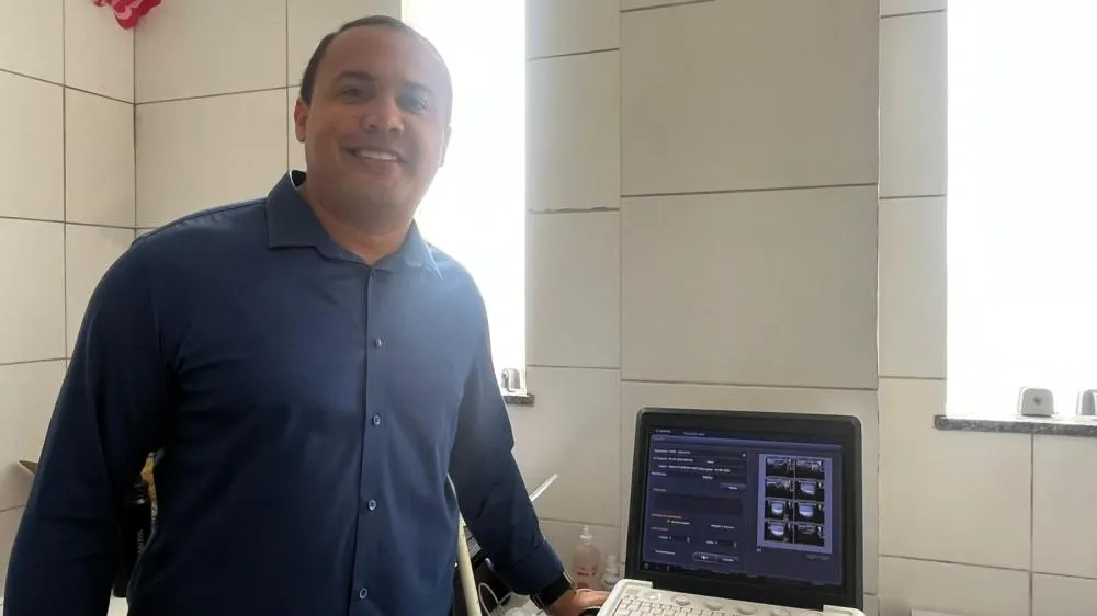 Dor testicular pode ser sinal de torção, infecção e até infertilidade