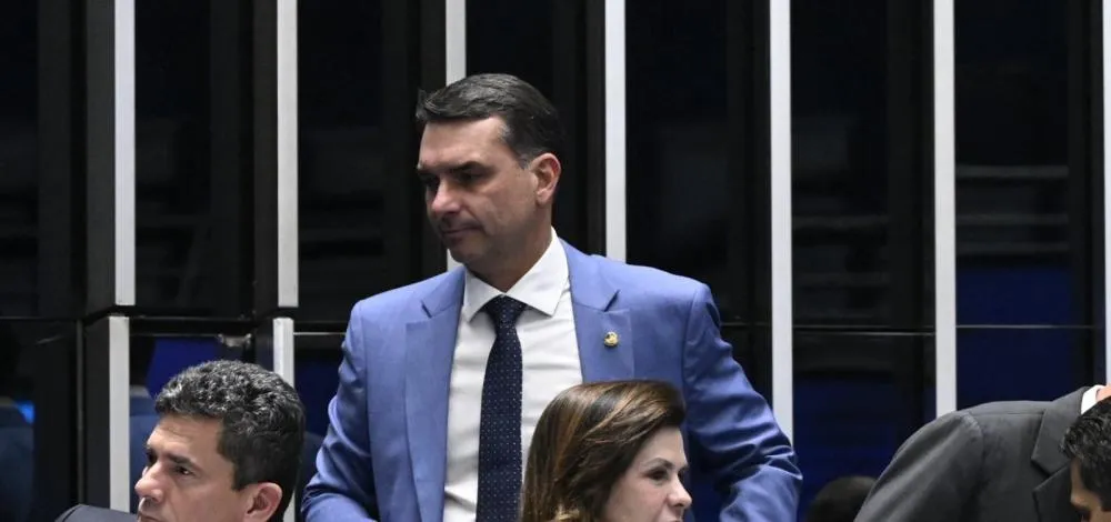 Suposta fraude na filiação impede Flávio Bolsonaro de registrar candidatura à Presidência