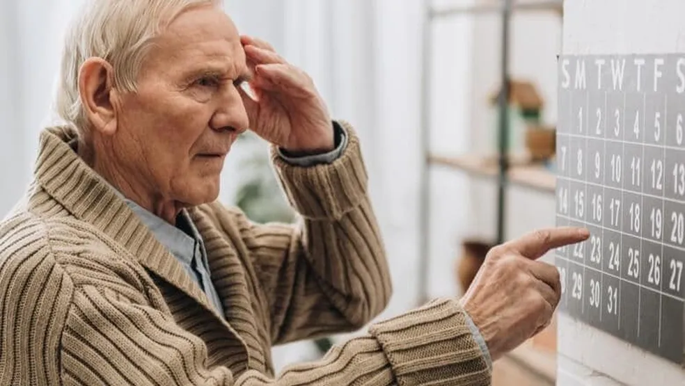 Alzheimer: perda de memória recente é um dos primeiros sinais de alert