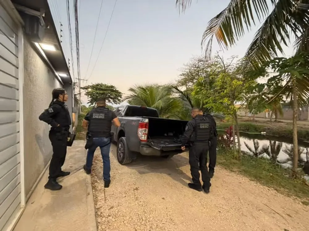 Megaoperação desarticula esquema interestadual de tráfico de armas e drogas