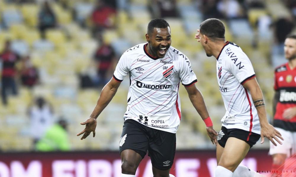 Copa do Brasil: Athletico-PR bate Flamengo no Maracanã e está na final