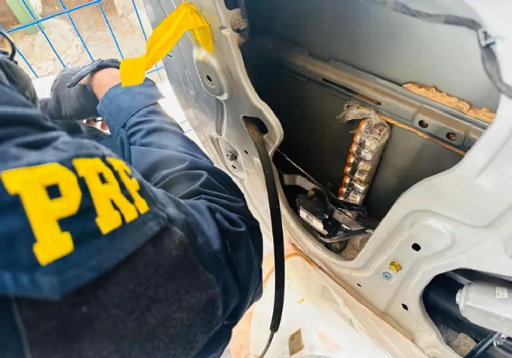 PRF apreende mais de 500 ampolas de tirzepatida escondidas em carro na Bahia