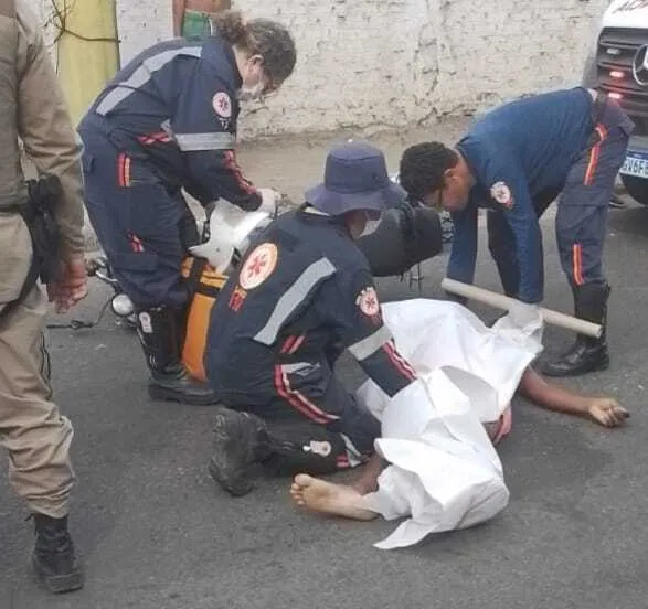 Dois homens morreram após colisão entre motos em Feira de Santana