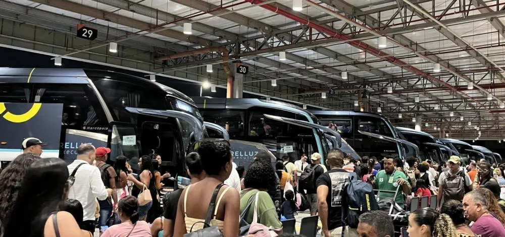 Procon fiscaliza rodoviárias da Bahia para orientar sobre transporte gratuito nas eleições