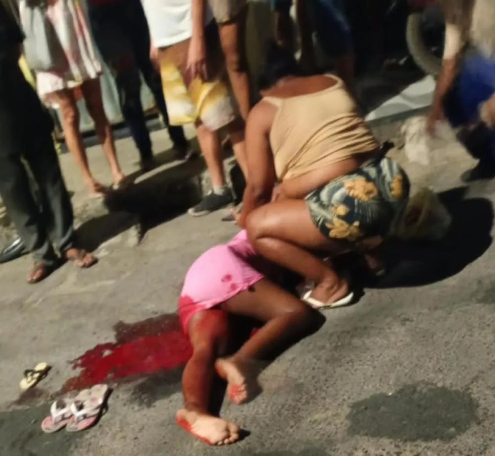 Mulher é baleada por homens desconhecidos no bairro Tomba, em Feira de Santana