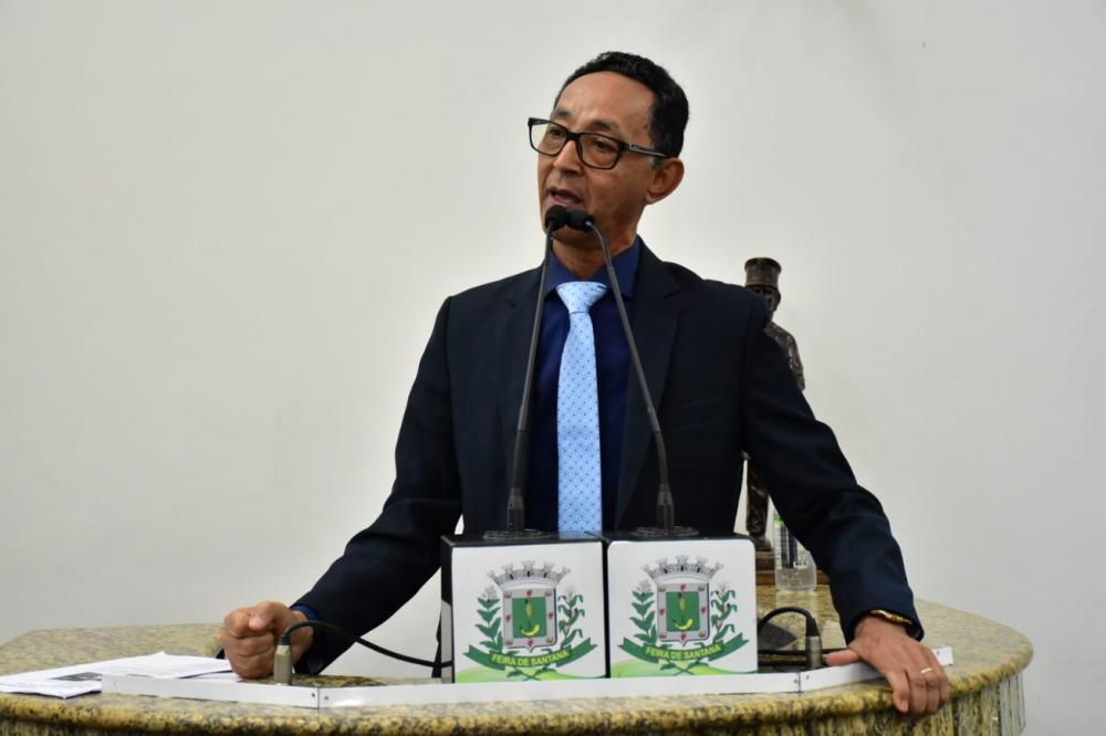 Edvaldo Lima pede renúncia do secretário de Saúde: Bateu a porta em nossa cara