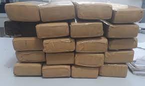 20 kg de maconha são apreendidos pela Polícia Militar