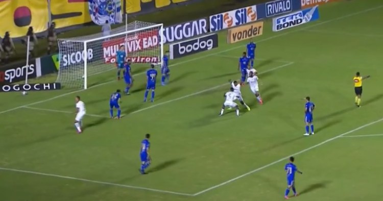  Vitória vence o Cruzeiro por 3×0 e deixa o Z4 depois de 20 rodadas