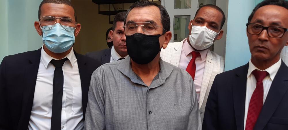 Vice- prefeito se reúne com vereadores, tira projeto de votação e promete TAC para evitar CPI