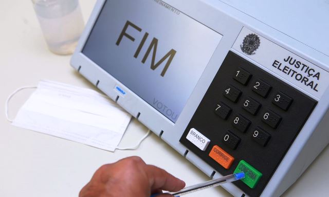 TSE inicia testes de segurança da urna eletrônica para eleição de 2022
