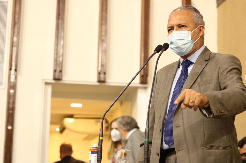 Geilson lança pré-candidatura com presenças de ACM Neto, José Ronaldo, Colbert Martins e Bruno Reis