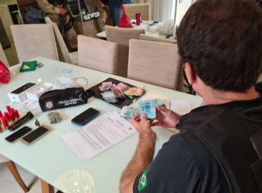 Operação da PF na Bahia mira tráfico internacional de drogas com uso de 'mulas'