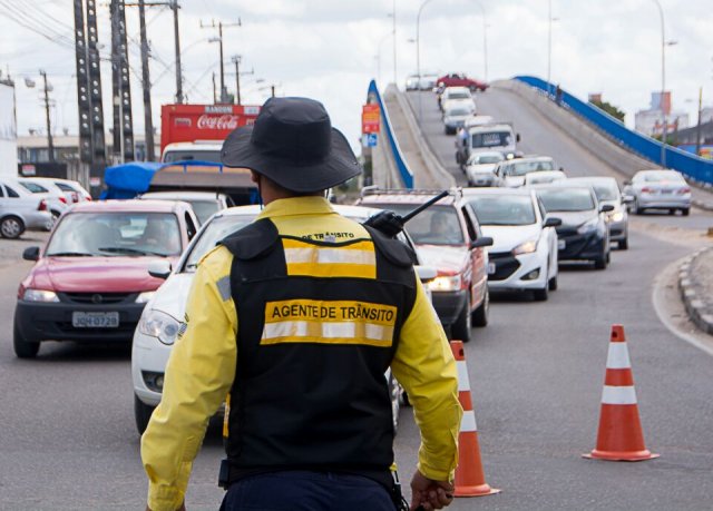 Quase 3 mil infrações de trânsito flagradas em Feira somente em novembro pelo videomonitoramento