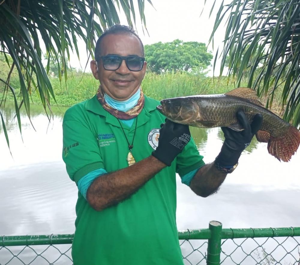 Pescaria solidaria doa mais de 100 kg peixes a entidades em Feira 