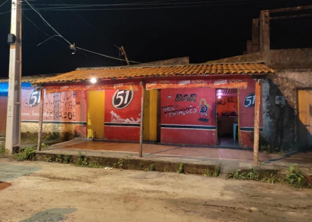 Dois homens e uma mulher assassinados na cabeça da vaca, em Santos Estevão