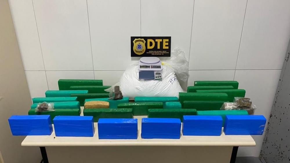 Traficante preso com 6 quilos de cocaína 19 de maconha no Santo Antônio 