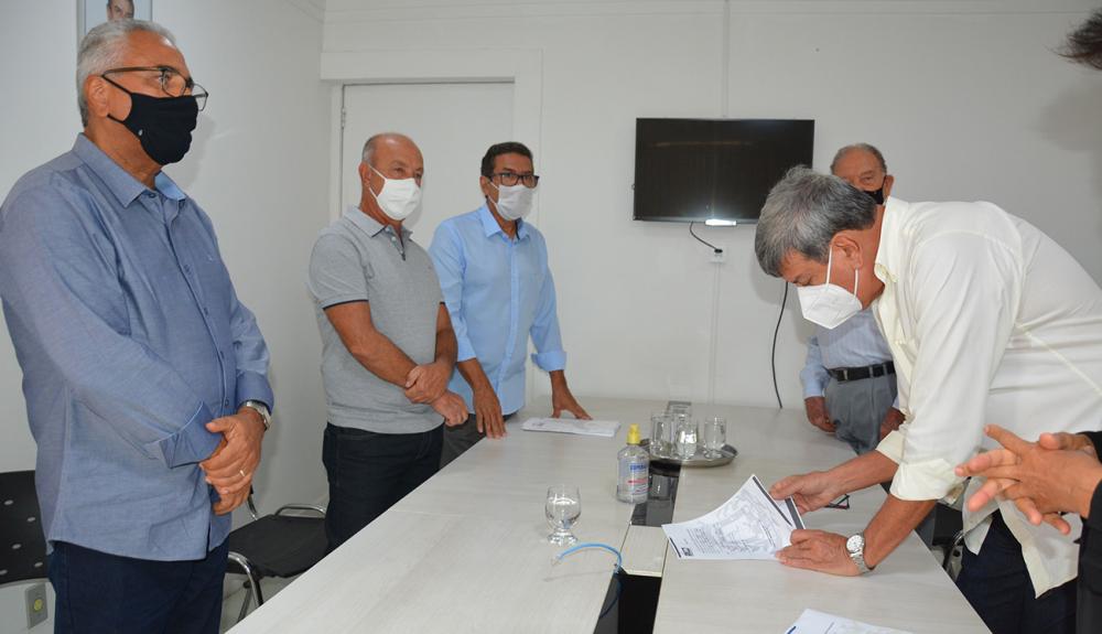 Mais de 5 mil estudantes vão ter aulas de inglês na modalidade não presencial