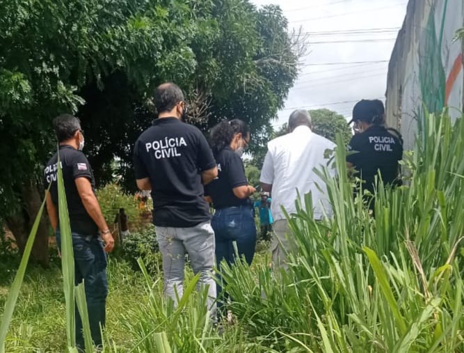 Corpo encontrado em casa abandonada na Noíde permanece sem identificação.