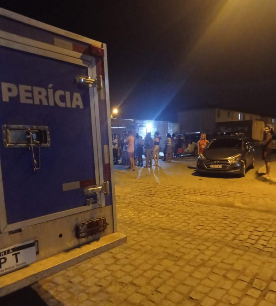 Mulher é assassinada dentro de bar no bairro Asa Branca